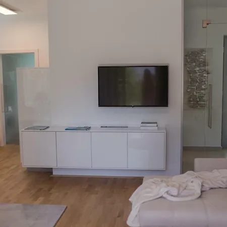 Haus Karlsbad By Seebnb Apartment